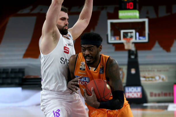 本有机会借 本有机会借