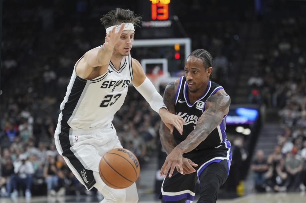 和边路快攻 和边路快攻